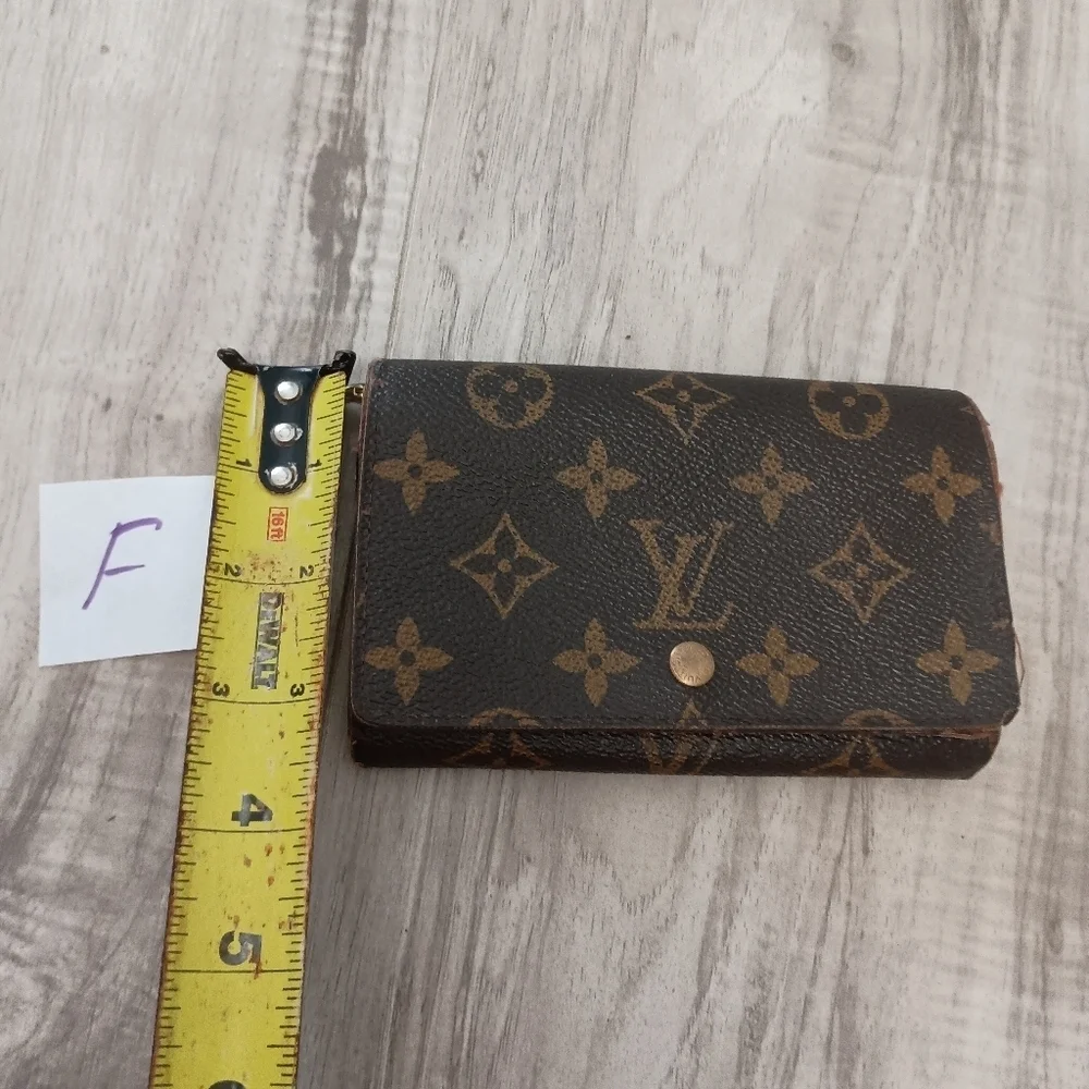 Authentic Louis Vuitton Monogram Porte-Monnaie Tresor Wallet